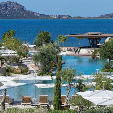 W Resort Costa Navarino, Messinia